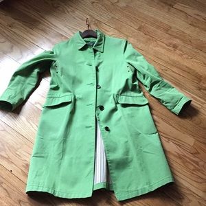 Burberry lovely vintage trench coat